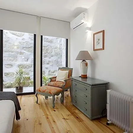 Liiiving In Secret Terrace Hotel 4*